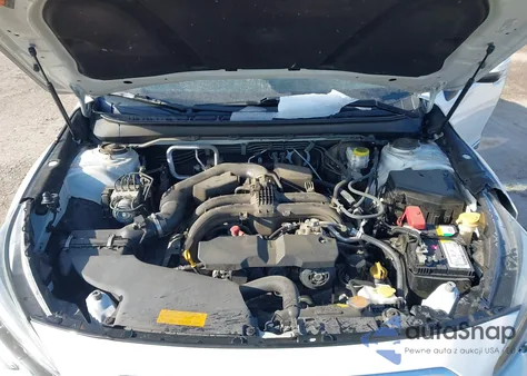 2018 Subaru Outback 2.5I Touring из США, поврежденный, VIN 4S4BSATC5J3208482